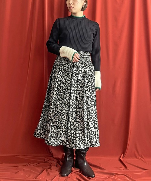LHELBIE(レルビエ)の「トリミングバイカラーニットトップス(ニット/セーター・レディース・アイボリー/ブラック/パープル・M)」の21枚目の写真