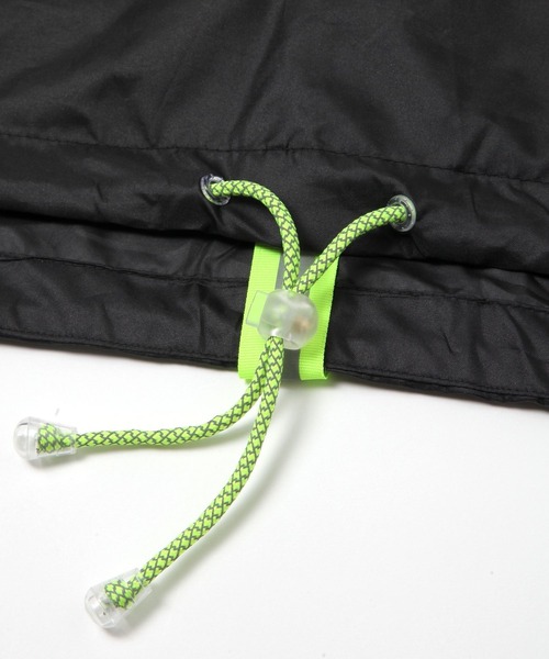 niko and...（ニコアンド）の「【CITY CREEK】レインプルオーバー（レインコート/ポンチョ・メンズ・グレー/ブラック・0）」の20枚目の写真