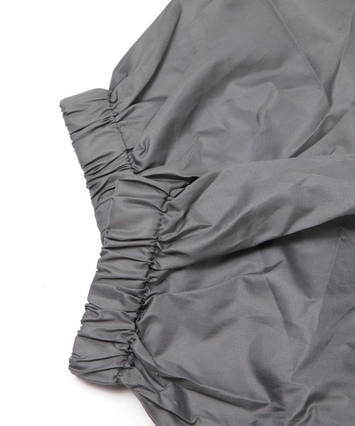 niko and...（ニコアンド）の「【CITY CREEK】レインプルオーバー（レインコート/ポンチョ・メンズ・グレー/ブラック・0）」の14枚目の写真