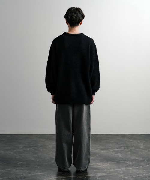 オーバーサイズフェザーヤーンクルーネックニット（ニット/セーター
