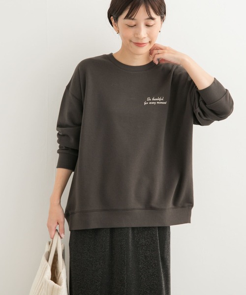 URBAN RESEARCH DOORS（アーバンリサーチドアーズ）の「ワンポイント刺繍スウェット（スウェット・レディース・チャコールグレー/ベージュ系その他・MEDIUM）」の19枚目の写真