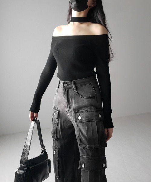 me+em select（ミームセレクト）の「※※【 ２color 】チョーカーオフショルリブニットトップス ／choker offshoulder lib knit tops（ニット/セーター・レディース・ブラック/アイボリー・FREE）」の8枚目の写真