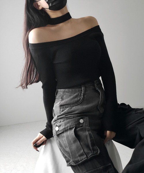 me+em select（ミームセレクト）の「※※【 ２color 】チョーカーオフショルリブニットトップス ／choker offshoulder lib knit tops（ニット/セーター・レディース・ブラック/アイボリー・FREE）」の11枚目の写真