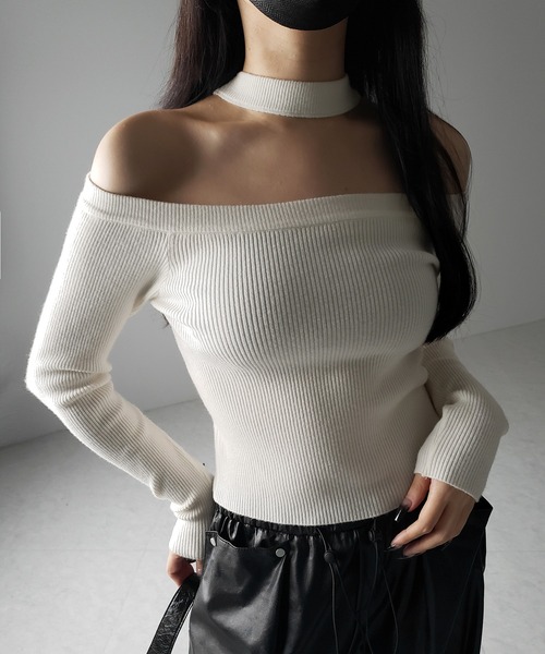 me+em select（ミームセレクト）の「※※【 ２color 】チョーカーオフショルリブニットトップス ／choker offshoulder lib knit tops（ニット/セーター・レディース・ブラック/アイボリー・FREE）」の14枚目の写真