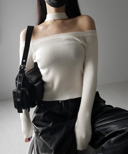 me+em select（ミームセレクト）の「※※【 ２color 】チョーカーオフショルリブニットトップス ／choker offshoulder lib knit tops（ニット/セーター・レディース・ブラック/アイボリー・FREE）」の19枚目の写真