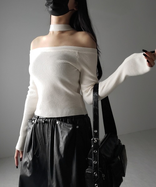 me+em select（ミームセレクト）の「※※【 ２color 】チョーカーオフショルリブニットトップス ／choker offshoulder lib knit tops（ニット/セーター・レディース・ブラック/アイボリー・FREE）」の20枚目の写真