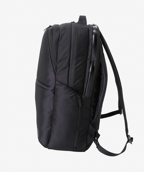 URBAN RESEARCH DOORS（アーバンリサーチドアーズ）の「THE NORTH FACE　Shuttle Daypack（バックパック/リュック・メンズ・ブラック・ONE）」の7枚目の写真