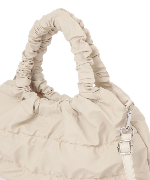 LAKOLE（ラコレ）の「ギャザー2WAYミニショルダーバッグ / 161575（ショルダーバッグ・レディース・シルバー/ライトベージュ/ブラック・FREE）」の19枚目の写真