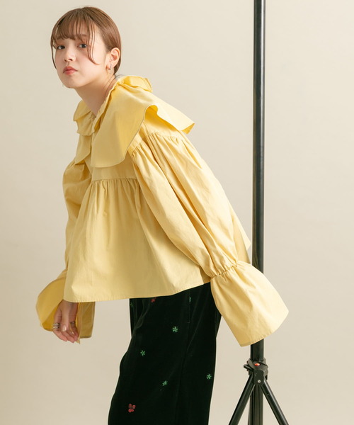 KBF（ケイビーエフ）の「ダブルフリルカラーブラウス（シャツ/ブラウス・レディース・アイボリー/イエロー/グレー系その他・ONE）」の3枚目の写真