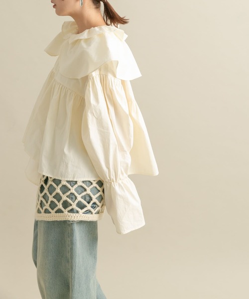 KBF（ケイビーエフ）の「ダブルフリルカラーブラウス（シャツ/ブラウス・レディース・アイボリー/イエロー/グレー系その他・ONE）」の8枚目の写真