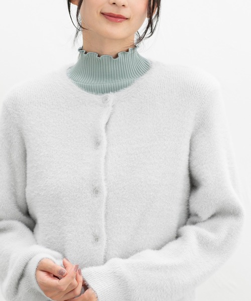 Honeys(ハニーズ)の「【ハニぽか】あったかメローハイネック(Tシャツ/カットソー・レディース・ピンク/ミント/オフホワイト/ライトイエロー/ブラック/グレイッシュベージュ/アイボリー/スミクロ/サックスブルー・S/M/L/LL)」の6枚目の写真