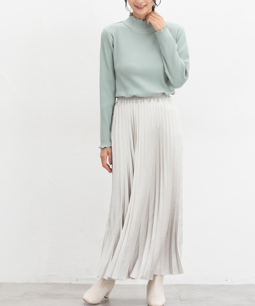 Honeys(ハニーズ)の「【ハニぽか】あったかメローハイネック(Tシャツ/カットソー・レディース・ピンク/ミント/オフホワイト/ライトイエロー/ブラック/グレイッシュベージュ/アイボリー/スミクロ/サックスブルー・S/M/L/LL)」の22枚目の写真