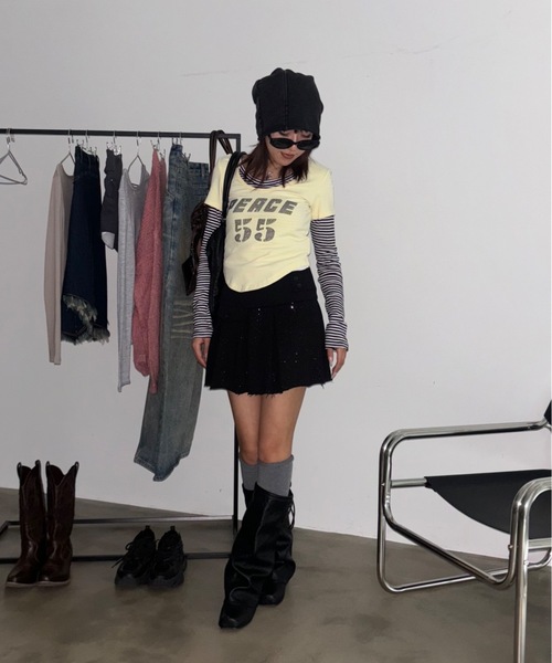 SHAGGIE（シャギー）の「Uネックラインストーン半袖Tシャツ（Tシャツ/カットソー・レディース・ホワイト/ブラック/イエロー・FREE）」の6枚目の写真