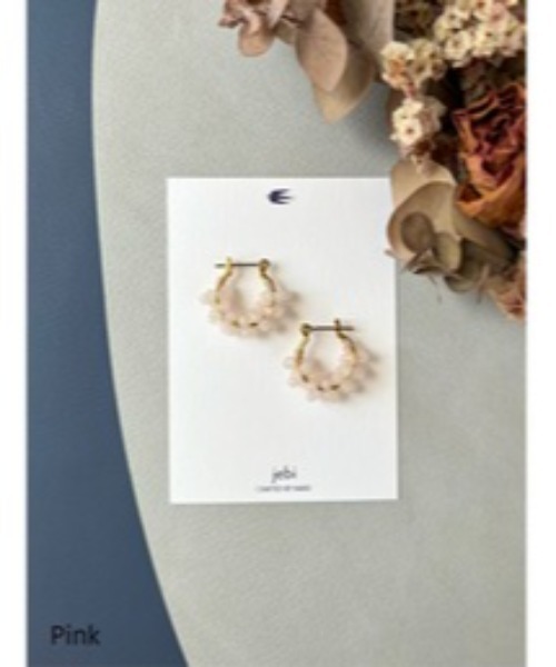 VIBGYOR(ヴィブジョー)の「【jebi】天然石のフープピアス(チタンポスト)(MA)(ピアス(両耳用)・レディース・グレー/ホワイト/ピンク/イエロー/ブラック/ライトブルー・FREE)」の6枚目の写真