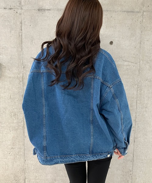 GLAMOROUS JANE（グラマラスジェーン）の「ビックシルエットデニムジャケット（デニムジャケット・レディース・ブラック/ブルー・FREE）」の16枚目の写真