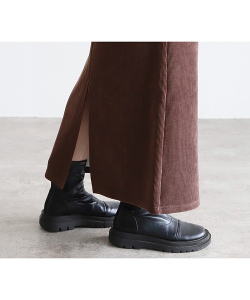 reca（レカ）の「コーデュロイ裏フリースナロースカート（スカート・レディース・ブラック/モカ/ブラウン/アイボリー・L/M）」の14枚目の写真