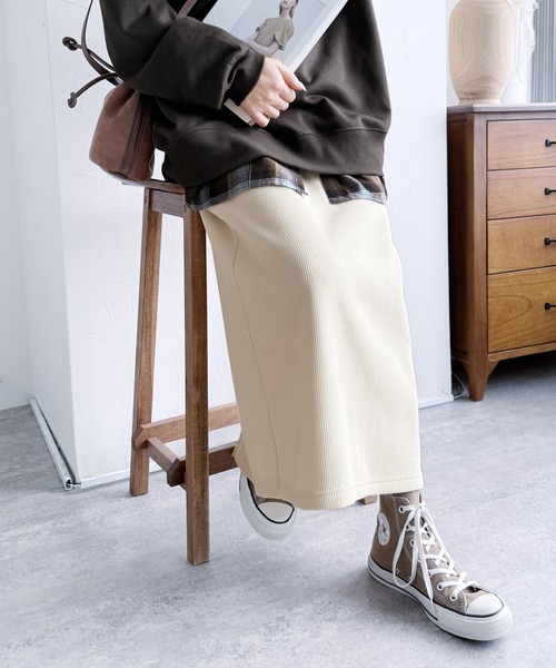 reca（レカ）の「コーデュロイ裏フリースナロースカート（スカート・レディース・ブラック/モカ/ブラウン/アイボリー・L/M）」の22枚目の写真