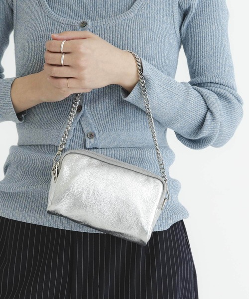 URBAN RESEARCH(アーバンリサーチ)の「レザースクエアミニショルダーバッグ(ショルダーバッグ・レディース・ブラック/オフホワイト/シルバー・-)」の5枚目の写真