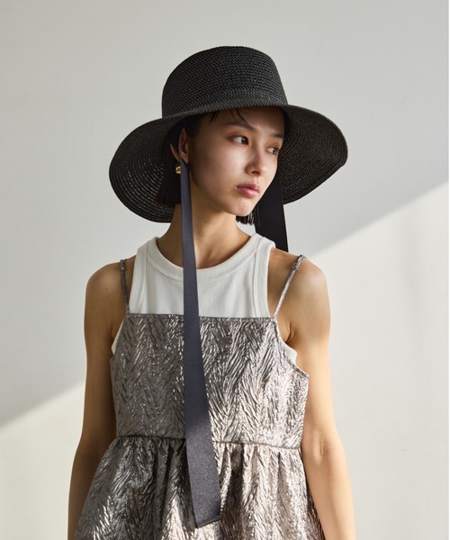 AIC.(エーアイシー)の「ロングリボンワイドブリムペーパーハット/サイズ調節可能(ハット・レディース・ベージュ/ブラック/グレー・FREE)」の8枚目の写真