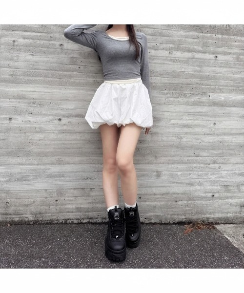 FILA(フィラ)の「DISRUPTOR II WEDGE MID(スニーカー・レディース・ホワイト×ブラック/ブラック・24.5cm/23.5cm/23.0cm/22.5cm/25.5cm/25.0cm/24.0cm/26.0cm)」の5枚目の写真