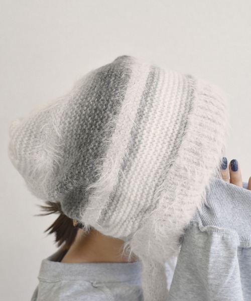 DAY CLOSET(デイ クローゼット)の「レディース イヤーマフ風グラデミックスシャギーニットキャップ バラボネット 耳当て(ニットキャップ/ビーニー・レディース・ブラウン/ピンク/グリーン/グレー/ブルー・ONE SIZE)」の1枚目の写真