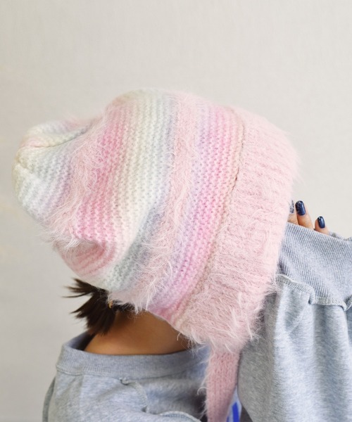 DAY CLOSET(デイ クローゼット)の「レディース イヤーマフ風グラデミックスシャギーニットキャップ バラボネット 耳当て(ニットキャップ/ビーニー・レディース・ブラウン/ピンク/グリーン/グレー/ブルー・ONE SIZE)」の5枚目の写真