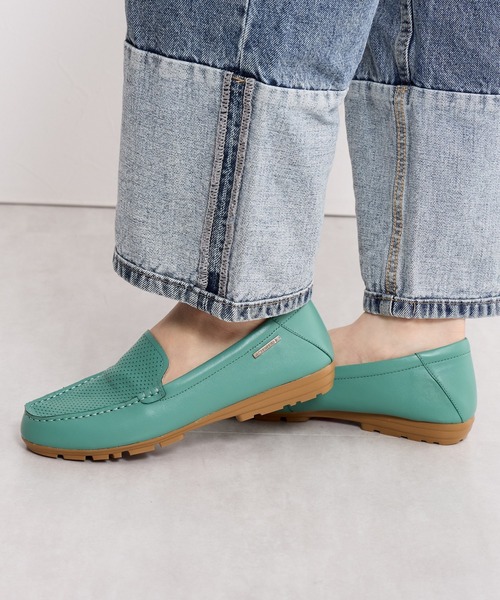 HIMIKO（ヒミコ）の「【HIMIKO】パンチングレザーモカシン/651114（モカシン/デッキシューズ・レディース・ブラック/ブラウン/シルバー/グリーン・25.0cm/24.0cm/22.0cm/26.0cm/25.5cm/23.0cm/22.5cm/21.5cm/26.5cm/24.5cm/23.5cm）」の4枚目の写真