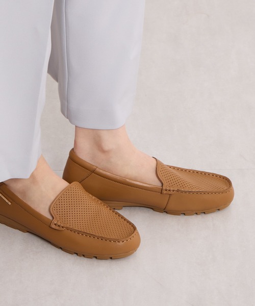 HIMIKO（ヒミコ）の「【HIMIKO】パンチングレザーモカシン/651114（モカシン/デッキシューズ・レディース・ブラック/ブラウン/シルバー/グリーン・25.0cm/24.0cm/22.0cm/26.0cm/25.5cm/23.0cm/22.5cm/21.5cm/26.5cm/24.5cm/23.5cm）」の22枚目の写真