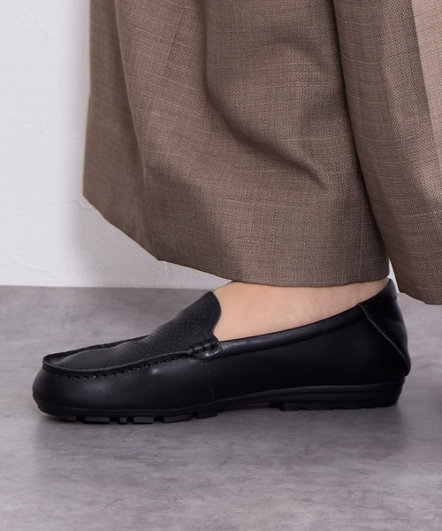 HIMIKO（ヒミコ）の「【HIMIKO】パンチングレザーモカシン/651114（モカシン/デッキシューズ・レディース・ブラック/ブラウン/シルバー/グリーン・25.0cm/24.0cm/22.0cm/26.0cm/25.5cm/23.0cm/22.5cm/21.5cm/26.5cm/24.5cm/23.5cm）」の10枚目の写真