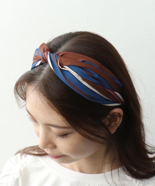 Three Four Time（ｽﾘｰﾌｫｰﾀｲﾑ）の「マルチボーダーカチューシャ（カチューシャ・レディース・ブラック/ブラウン/アイボリー・FREE）」の4枚目の写真