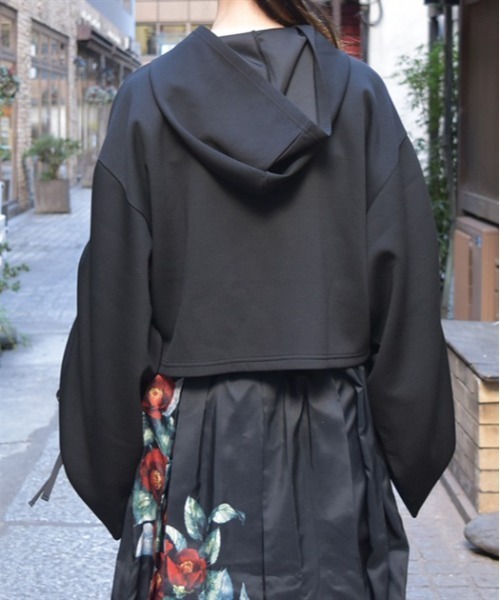 axes femme（アクシーズファム）の「ドロストスリーブパーカー（パーカー・レディース・ブラック/ネイビー・FREE）」の4枚目の写真