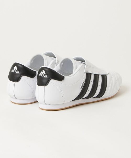 adidas Originals（アディダスオリジナルス）の「TAEKWONDO W（スニーカー・レディース・ホワイト・23.5cm/24.5cm/24.0cm/25.0cm/23.0cm/22.5cm/25.5cm/26.0cm/26.5cm/27.0cm/27.5cm/28.0cm/28.5cm/29.0cm）」の2枚目の写真