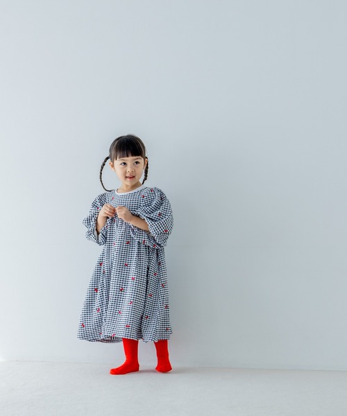 LOWRYS FARM（ローリーズファーム）の「チェリーシシュウワンピース　323727（ワンピース・キッズ・ブラック系その他/ブラック・110cm/120cm/130cm/140cm/150cm）」の16枚目の写真