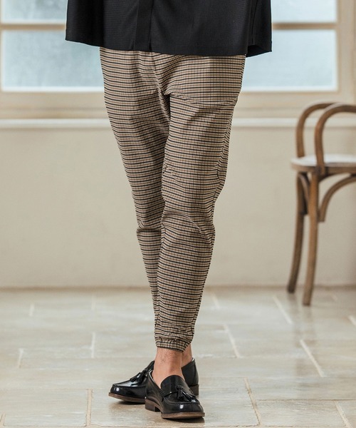 Magine(マージン)の「mp13233- Stretch Check Fabric Tapered Pants チェック柄テーパードパンツ(その他パンツ・メンズ・ベージュ/グレー/ブラック・44/46/48)」の10枚目の写真