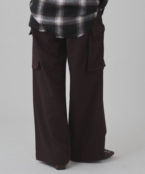 WEGO（ウィゴー）の「WEGO/イージーワイドカーゴスラックス（スラックス・メンズ・ブラック/ダークグレー/ライトベージュ/ブラック系その他2/ブラウン・MEDIUM/LARGE）」の11枚目の写真