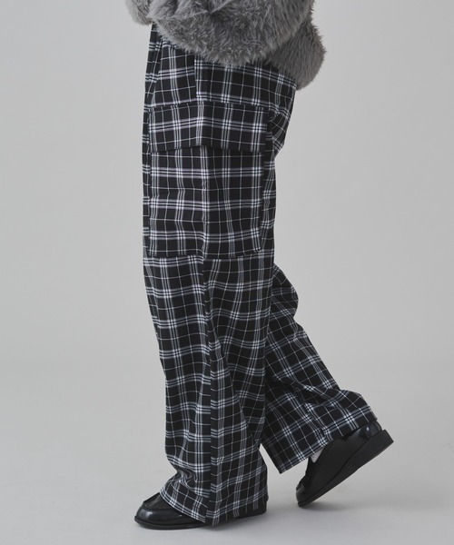 WEGO（ウィゴー）の「WEGO/イージーワイドカーゴスラックス（スラックス・メンズ・ブラック/ダークグレー/ライトベージュ/ブラック系その他2/ブラウン・MEDIUM/LARGE）」の22枚目の写真