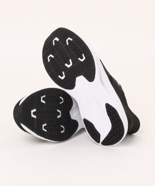 CONVERSE(コンバース)の「converse コンバース CAVESTAR SS XG【ハンズフリー/脱ぎ履き簡単】レディーススニーカー SLIT SLIDE(ケイブスタースリットスライドXG) 33600050(スニーカー・レディース・ブラック/ブラック×ブラック・23.5cm/23.0cm/25.0cm/24.5cm/24.0cm)」の4枚目の写真