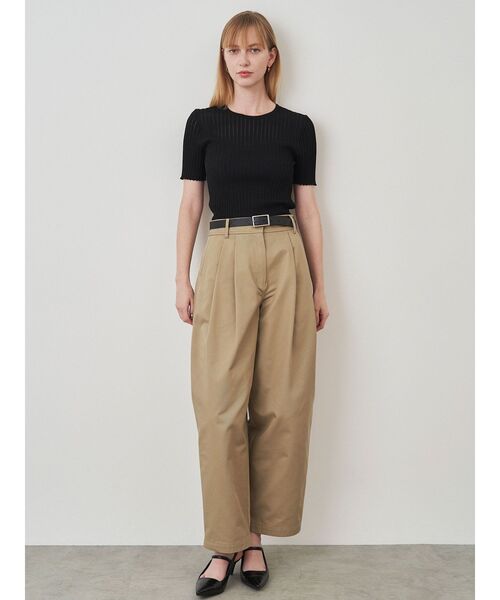 ELENDEEK(エレンディーク)の「シアーストライプハーフスリーブニット(ニット/セーター・レディース・ブラック/オフホワイト/ブラウン/イエロー・FREE)」の12枚目の写真