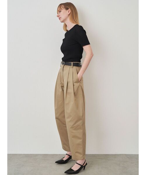 ELENDEEK(エレンディーク)の「シアーストライプハーフスリーブニット(ニット/セーター・レディース・ブラック/オフホワイト/ブラウン/イエロー・FREE)」の13枚目の写真