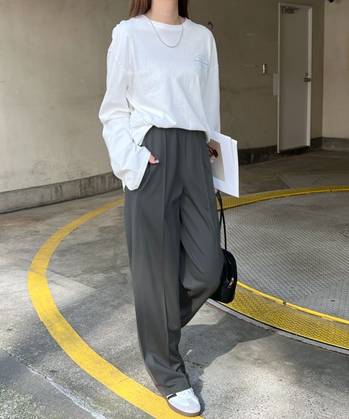 Futier land（フューティアランド）の「ポンチピンタックストレートパンツ（スラックス・レディース・ホワイト/ブラック/チャコールグレー・SMALL/MEDIUM/LARGE）」の7枚目の写真