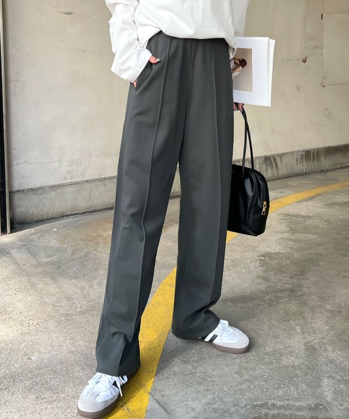 Futier land（フューティアランド）の「ポンチピンタックストレートパンツ（スラックス・レディース・ホワイト/ブラック/チャコールグレー・SMALL/MEDIUM/LARGE）」の8枚目の写真