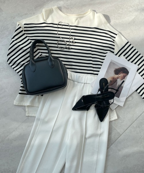 Futier land（フューティアランド）の「ポンチピンタックストレートパンツ（スラックス・レディース・ホワイト/ブラック/チャコールグレー・SMALL/MEDIUM/LARGE）」の17枚目の写真