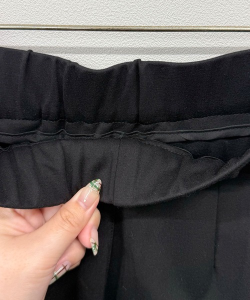 Futier land（フューティアランド）の「ポンチピンタックストレートパンツ（スラックス・レディース・ホワイト/ブラック/チャコールグレー・SMALL/MEDIUM/LARGE）」の21枚目の写真