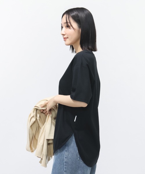 TIGORA(ティゴラ)の「ティゴラ TIGORA UVカットシルキーコットンラウンドテールTシャツ(Tシャツ/カットソー・レディース・ホワイト/ブラック/カーキ・S/M/L/XL)」の5枚目の写真