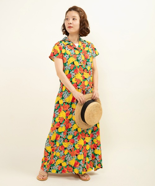 CHILD WOMAN(チャイルドウーマン)の「フルーツ柄 レーヨンエットワンピース(ワンピース・レディース・ブラック・FREE)」の5枚目の写真