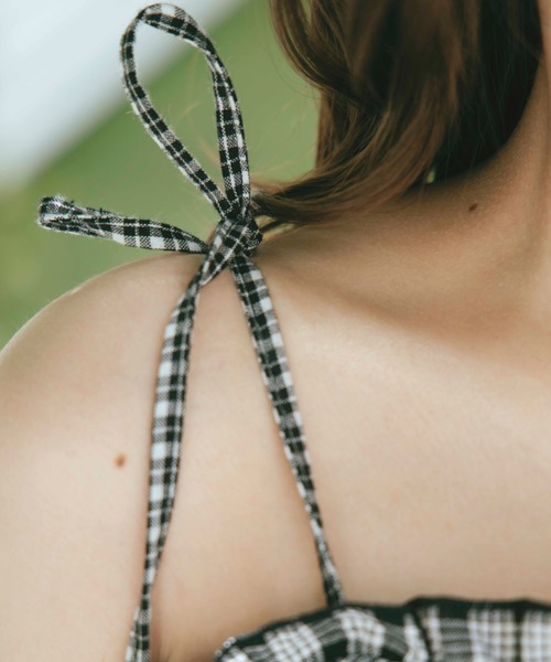 TITTY&CO.(ティティーアンドコー)の「チェック切り替えフリルキャミワンピース(ワンピース・レディース・ベージュ/ブラック・FREE)」の19枚目の写真