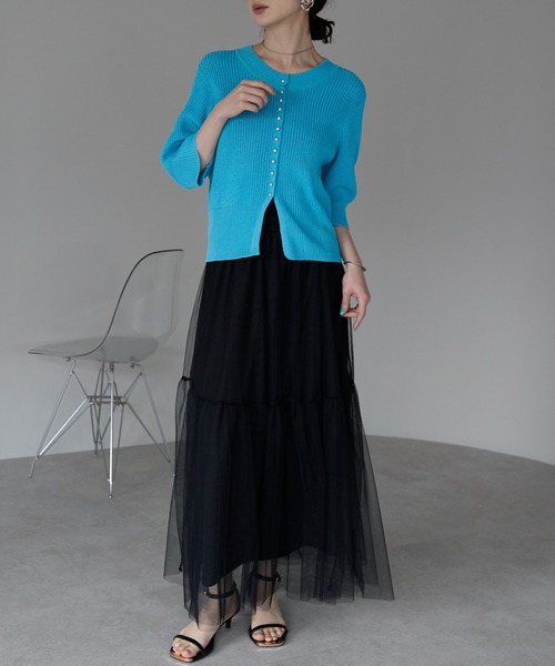 each（イーチ）の「ミニスタッズボタンサマーニット5分袖コンパクトカーデ（カーディガン/ボレロ・レディース・ブルー/ネイビー/ホワイト・FREE）」の12枚目の写真