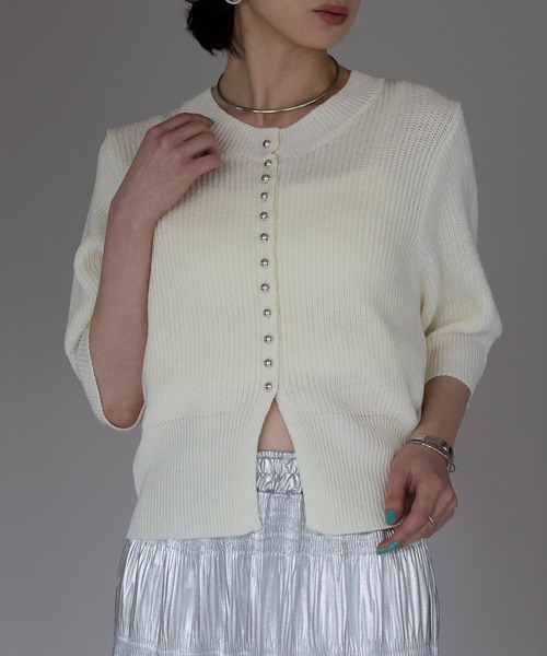 each（イーチ）の「ミニスタッズボタンサマーニット5分袖コンパクトカーデ（カーディガン/ボレロ・レディース・ブルー/ネイビー/ホワイト・FREE）」の17枚目の写真