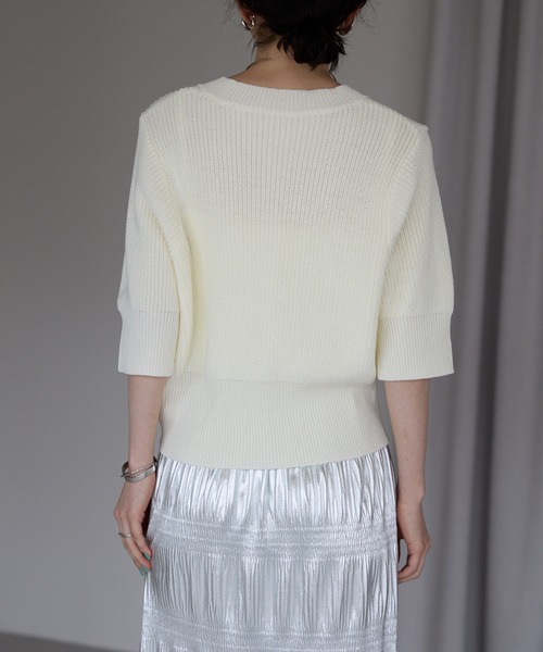 each（イーチ）の「ミニスタッズボタンサマーニット5分袖コンパクトカーデ（カーディガン/ボレロ・レディース・ブルー/ネイビー/ホワイト・FREE）」の21枚目の写真