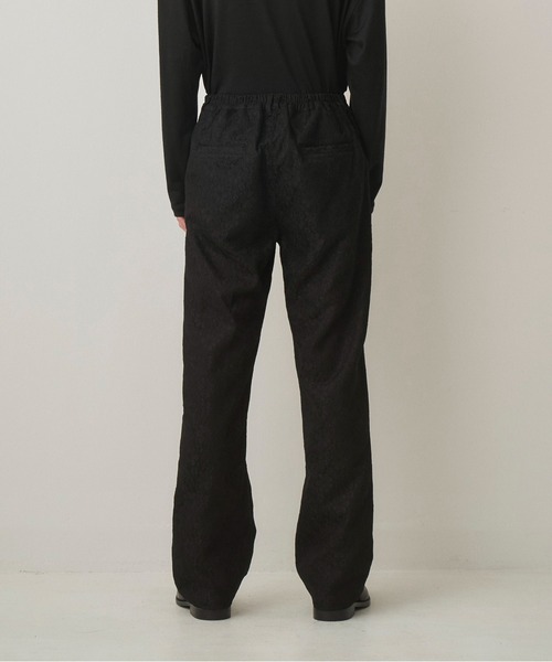 Juha(ユハ)の「BONDED LACE TAPERED PANTS(スラックス・メンズ・グリーン/ブラック・2/3/4)」の7枚目の写真